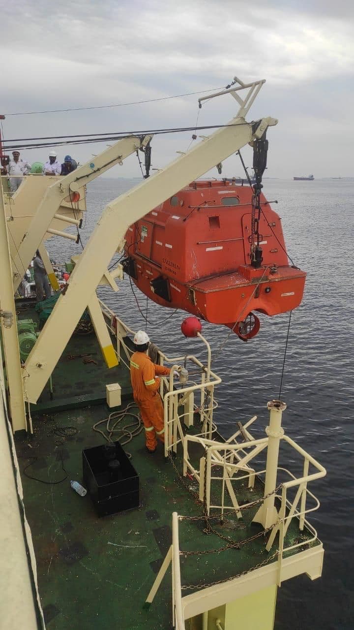 lifeboat inspection illustration dark